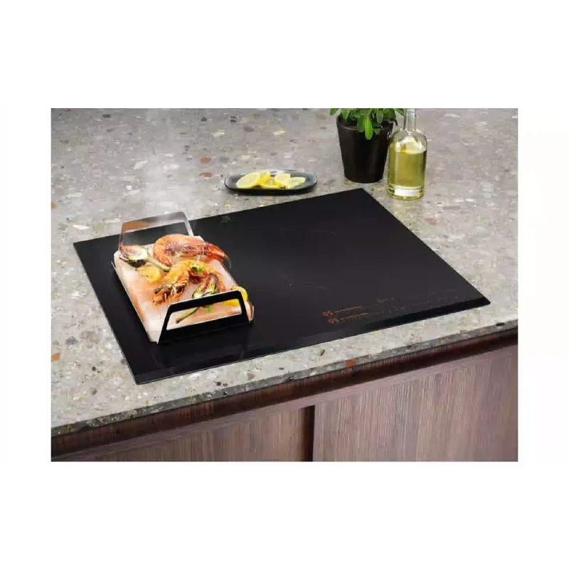Hob Electrolux (EIS77453), Black