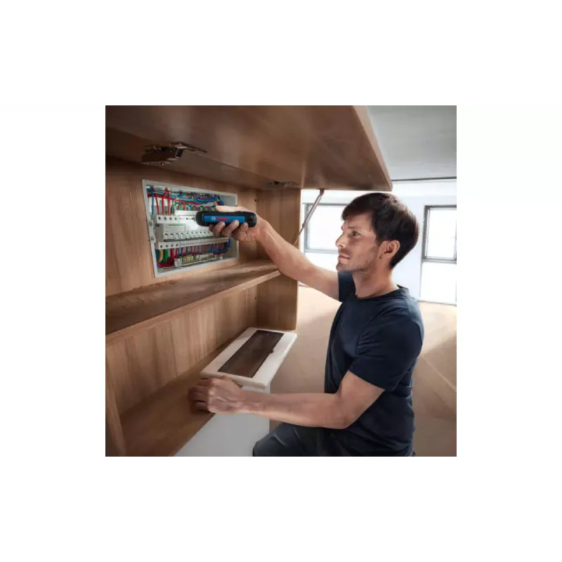 مفك البراغي Bosch (0.601.9H2.201)