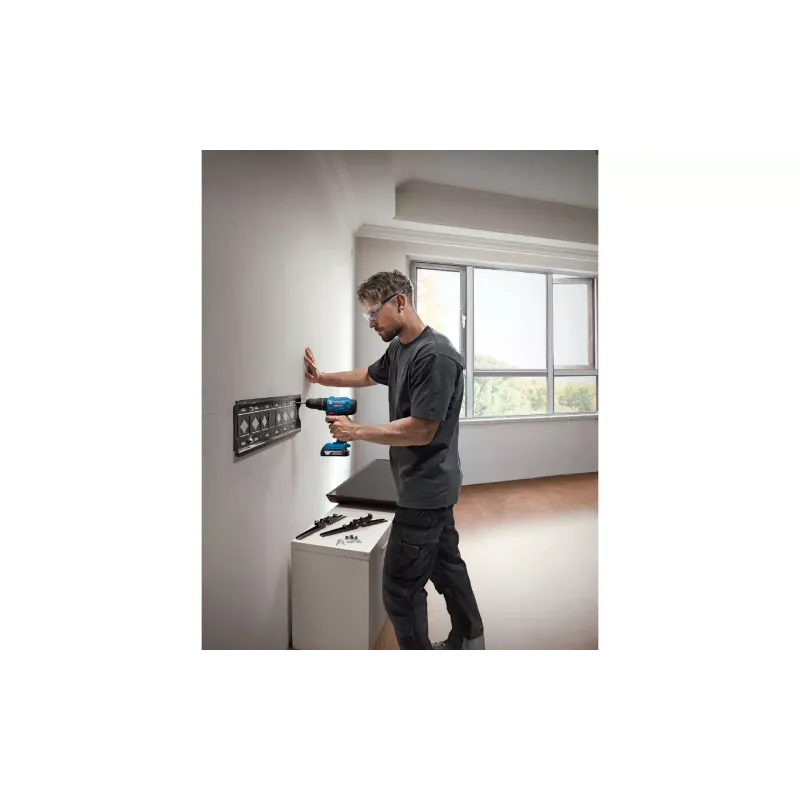 Шуруповерт-дриль Bosch (0.601.9K9.100)