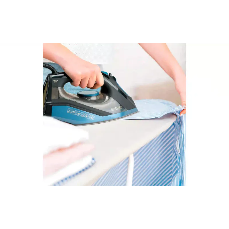 Желязо Black+Decker (BXIR2801E)