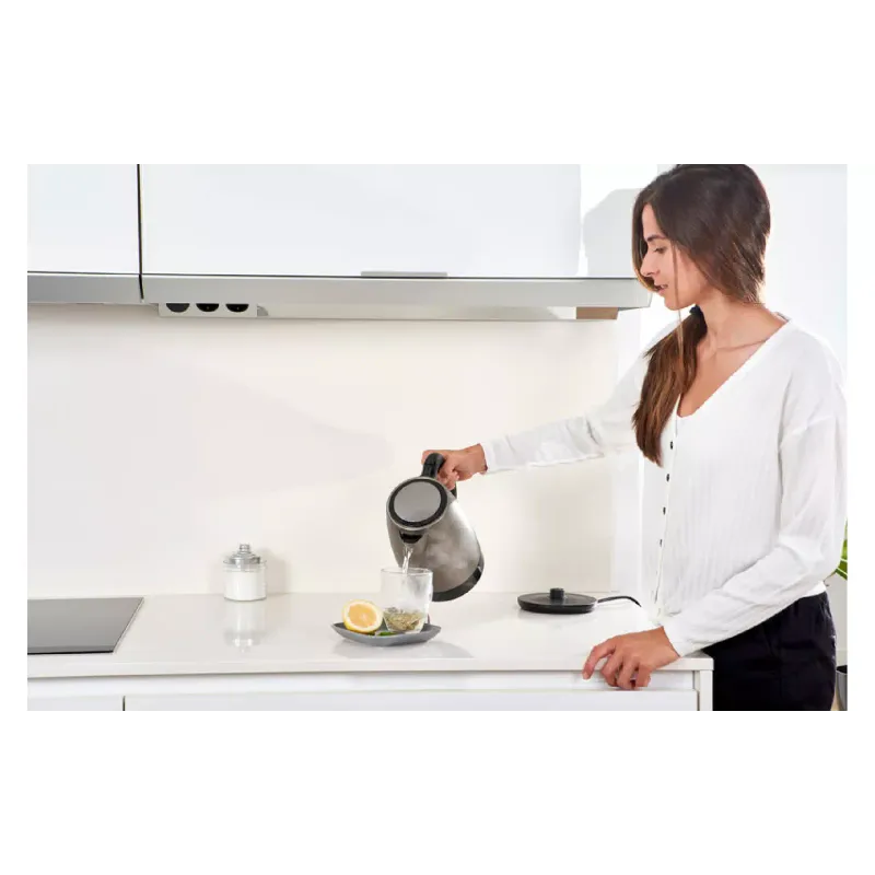 Electric kettle Black+Decker (BXKE2201E), 2200 W, Black