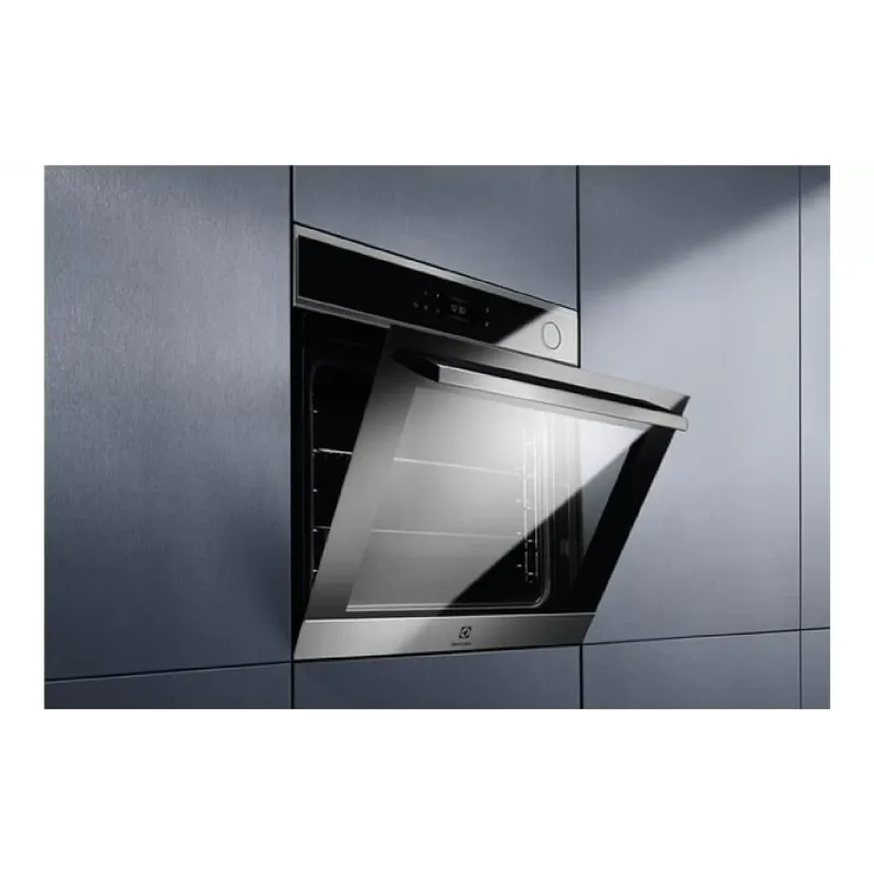 Built-in oven Electrolux (EOC8P39WX), 72 l, Black