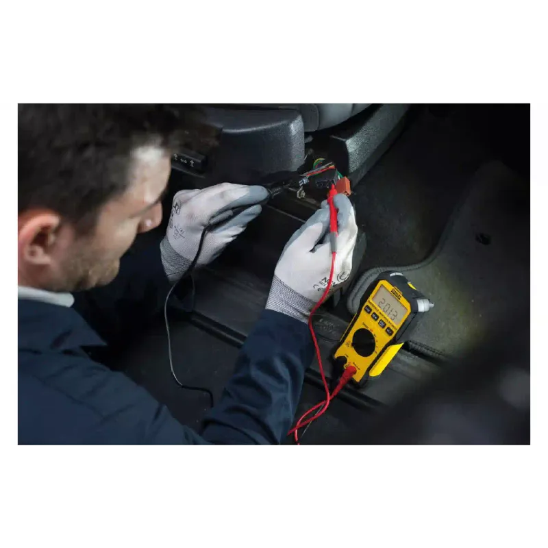 Digitális multiméter Stanley (FMHT82563-0)