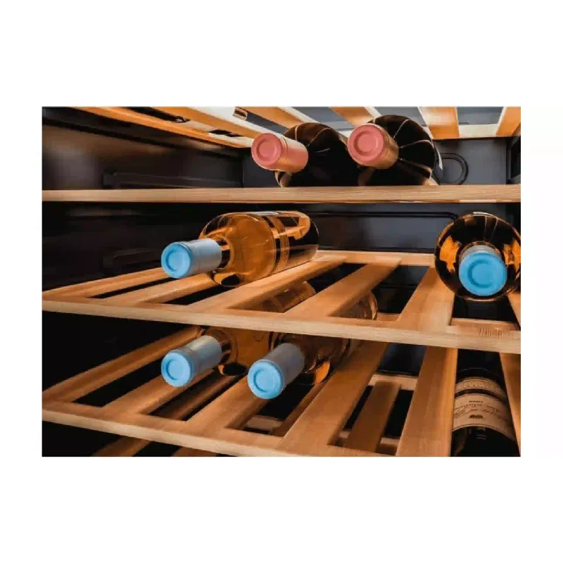 Хладилник за вино Candy, Black (CWC154EEL/NF)