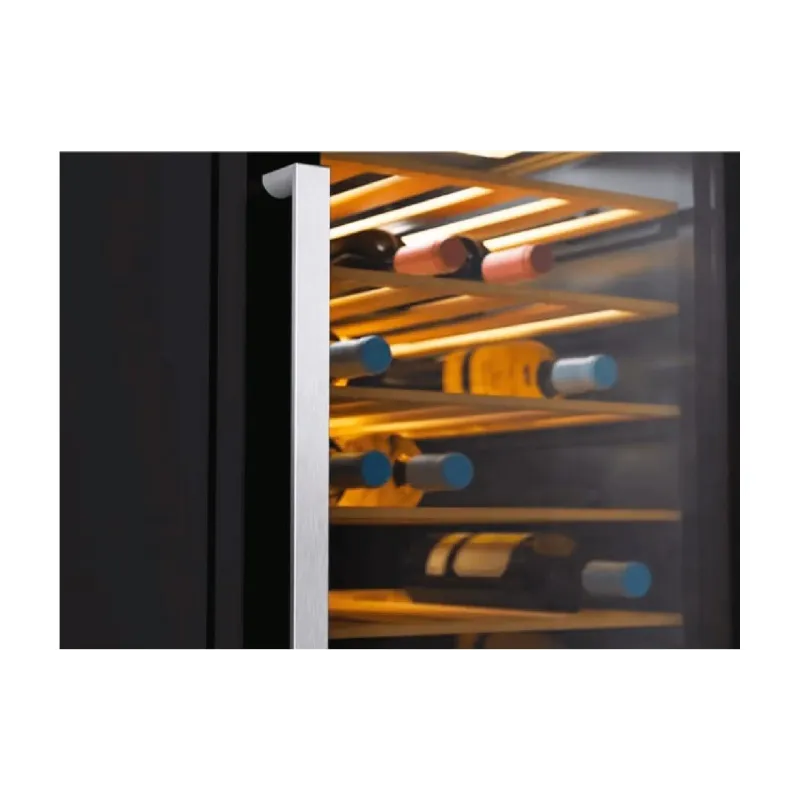 Хладилник за вино Candy, Black (CWC154EEL/NF)