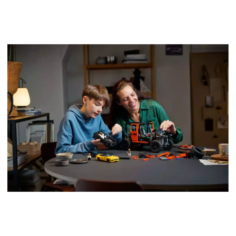 Konstruktor LEGO Technic Mercedes-Benz G 500 PROFESSIONAL Line (42177)