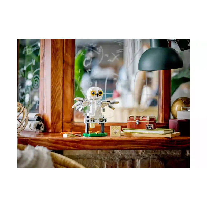 Construtor LEGO Harry Potter Hedwig at 4 Privet Drive (76425)