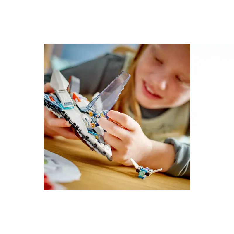 Constructor LEGO City Interstellar Spaceship (60430)