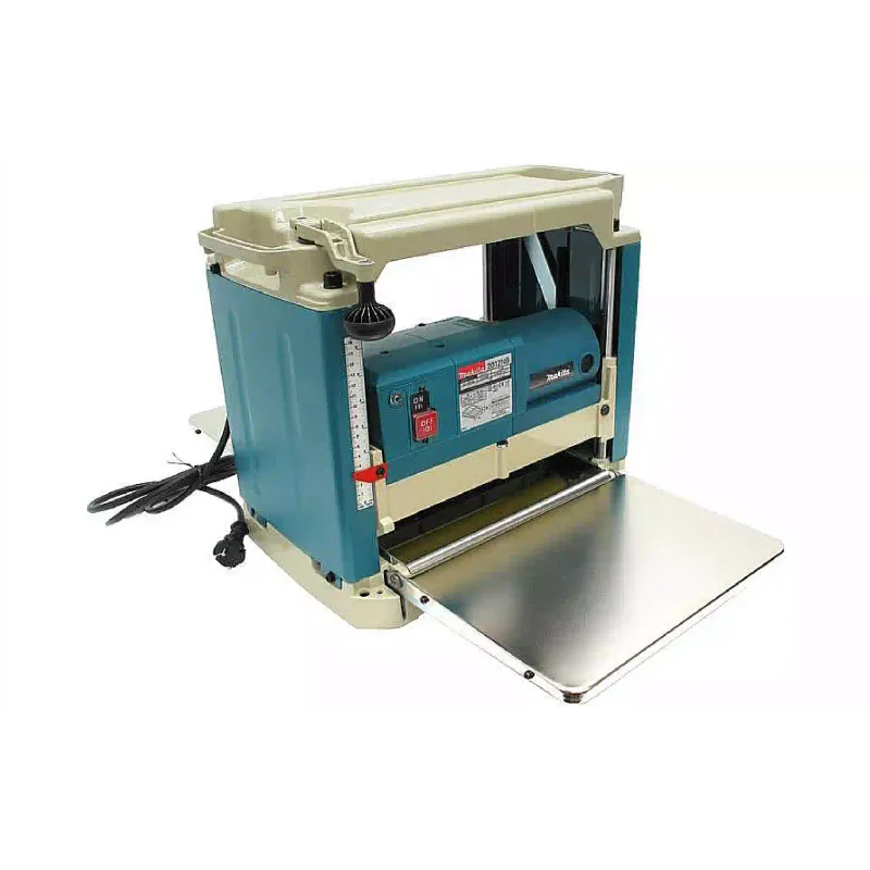 مقياس السطح Makita (2012NB)