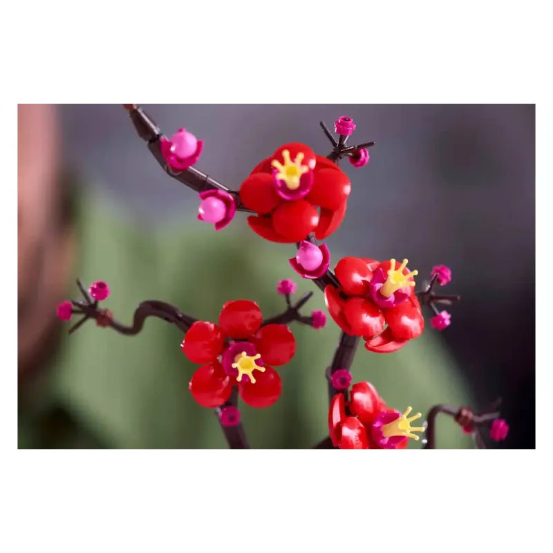 Konstruktor LEGO Icons Plum Blossom (10369)