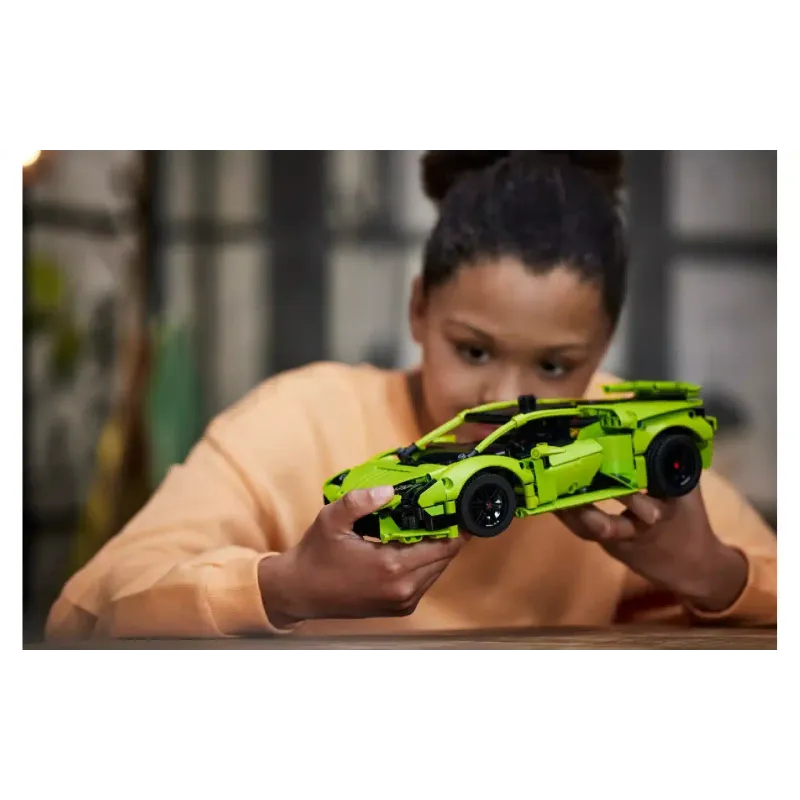 Konstruktor LEGO Technic Lamborghini Huracán Tecnica (42161)
