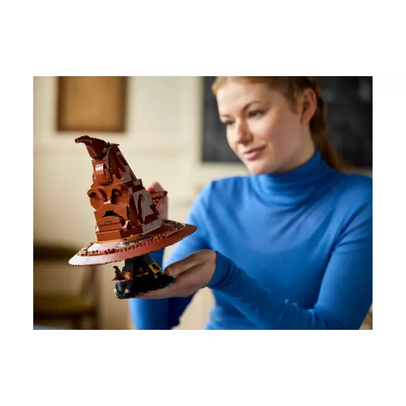 Konstruktor LEGO Harry Potter Talking Sorting Hat (76429)