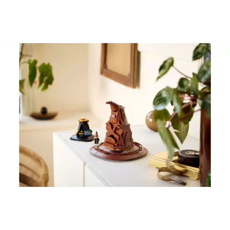 Konstruktor LEGO Harry Potter Talking Sorting Hat (76429)