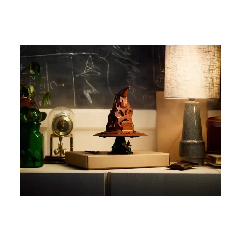 Konstruktor LEGO Harry Potter Talking Sorting Hat (76429)