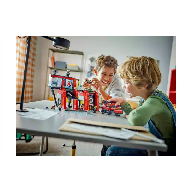 Konstruktor LEGO City Fire Fire Station with Fire Truck (60414)