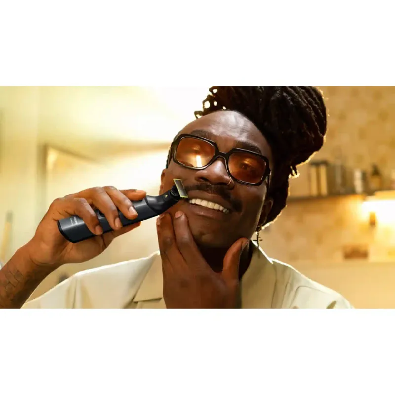 Elektromos borotva Philips OneBlade Pro 360, Black (QP6652/61)