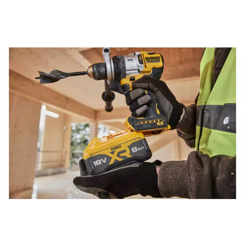 Furadeira-parafusadeira DeWALT (DCD1007WW1T)