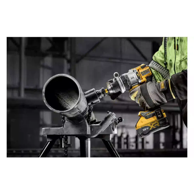 Furadeira-parafusadeira DeWALT (DCD1007WW1T)