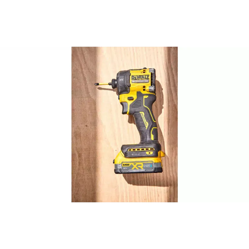 Impact screwdriver DeWALT (DCF870N)