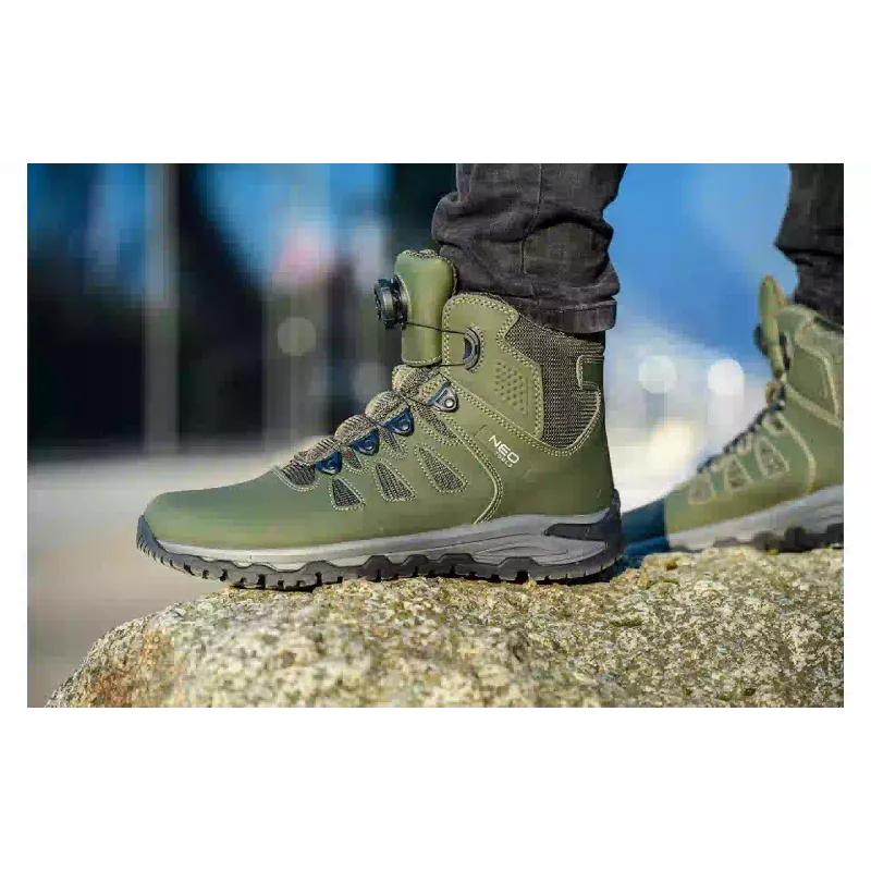 Botas de media caña de trabajo Neo Tools (82-751-41)