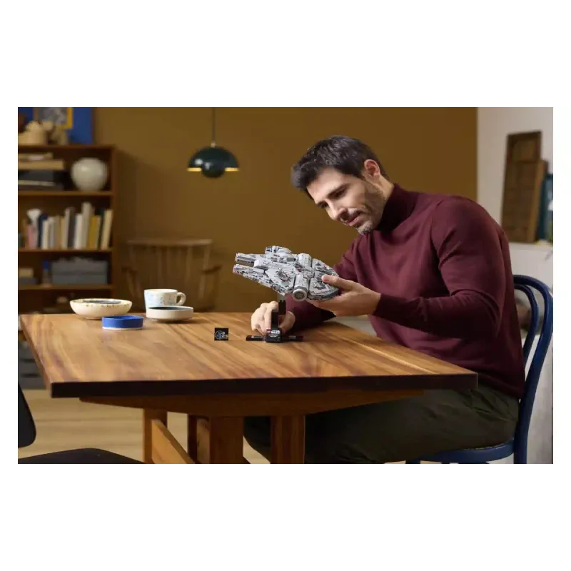 Konstruktőr LEGO Star Wars Millennium Falcon (75375)