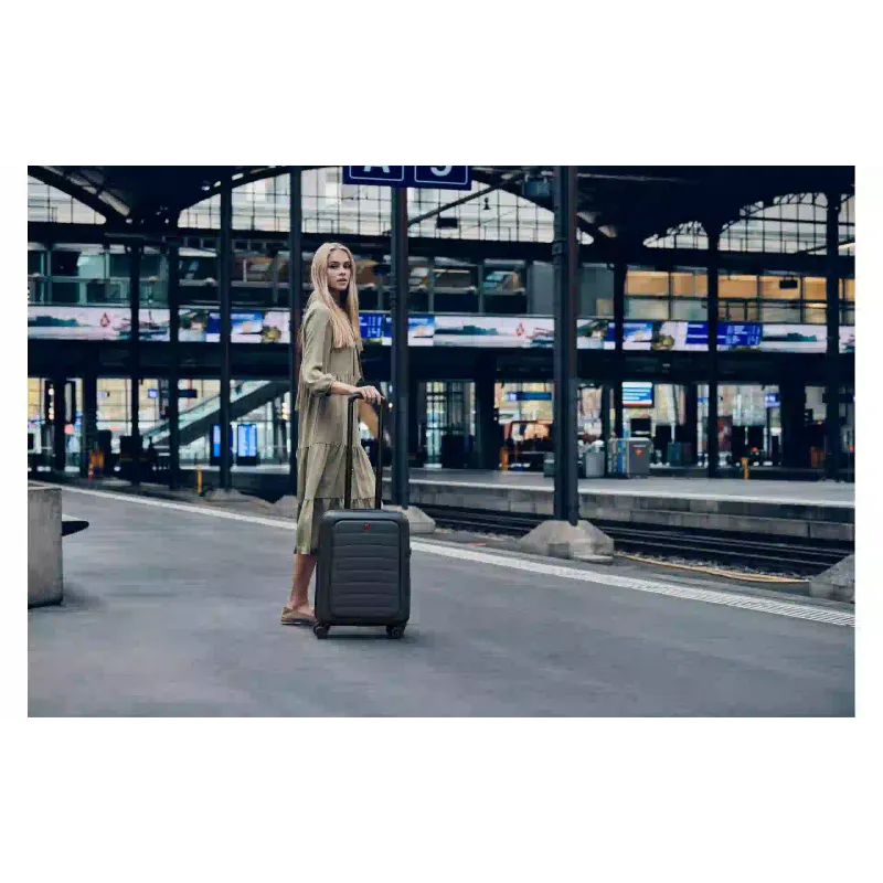 Bőrönd Wenger Syntry, Black (610163)