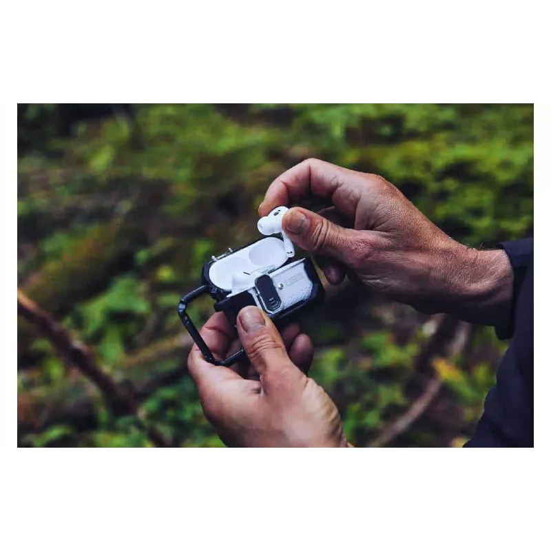 Fall UAG Plasma, Black (104129114040)