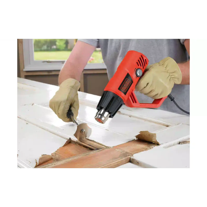 Пістолет гарячого повітря Black+Decker (KX2001)