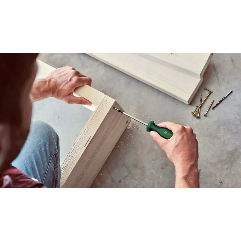 مفك البراغي Bosch (1.600.A02.BX8)