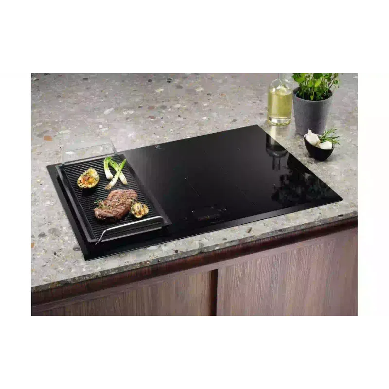 Hob Electrolux (EIS87583), Black