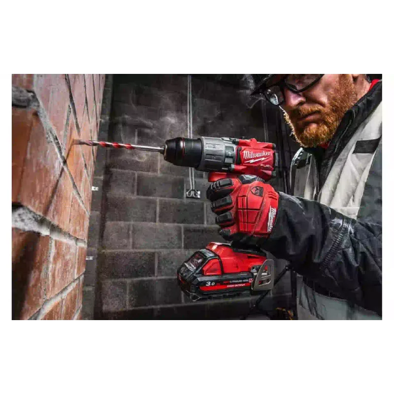 Betonfúró Milwaukee (4932471175)