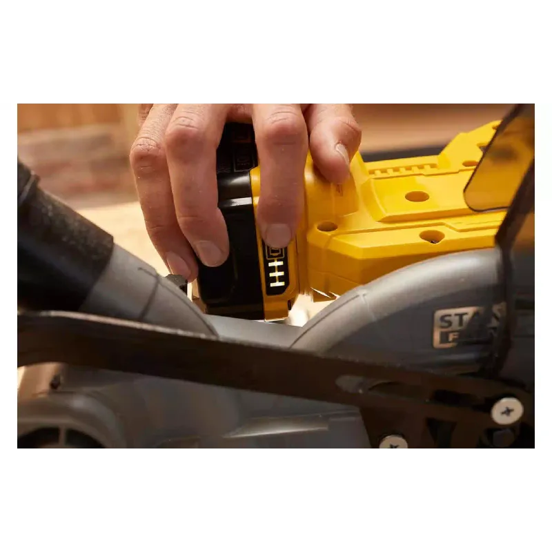 Krožna žaga Stanley FatMax (SFMCS550B)