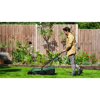 Fűnyírógép Bosch (0.600.8A6.300)