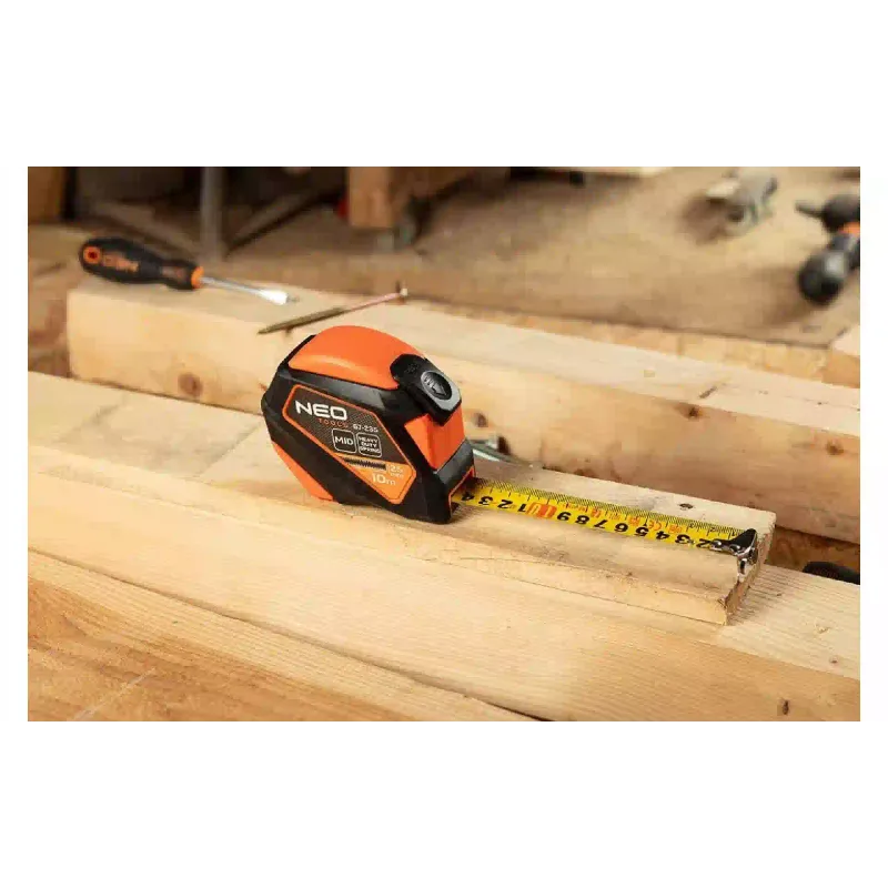 Ruleta Neo Tools (67-235)