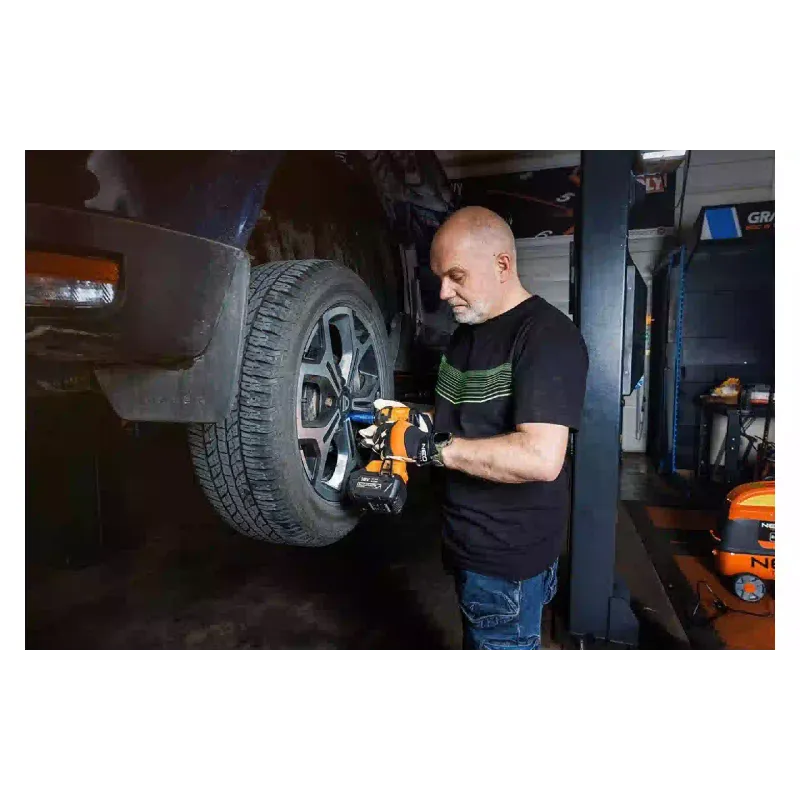 Гайковерт ударний Graphite (04-613)