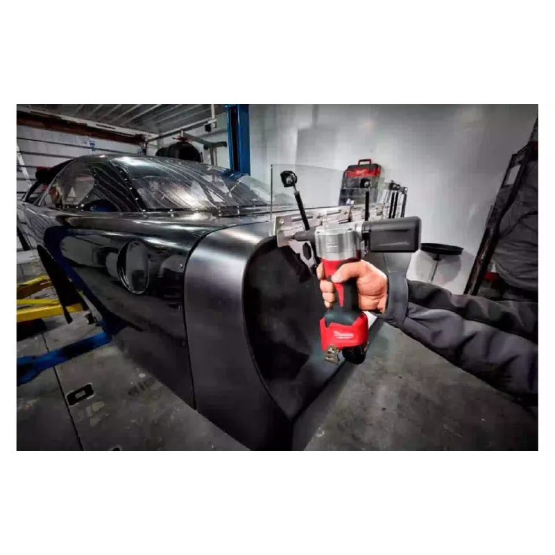 Nietmaschine Milwaukee (4933464405)