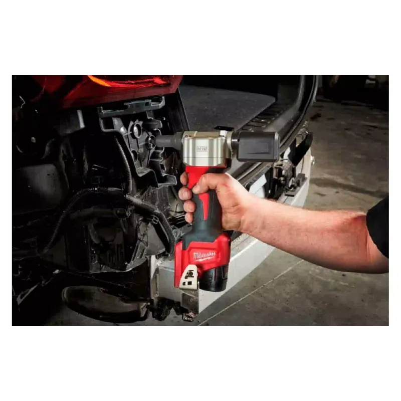 Nietmaschine Milwaukee (4933464405)