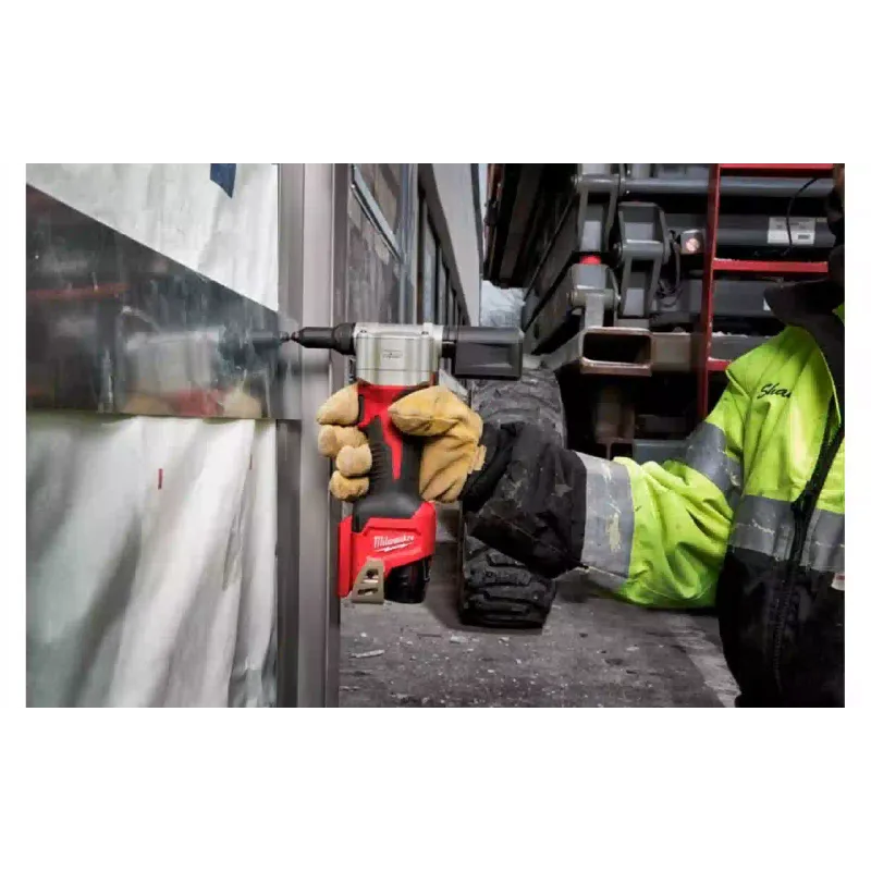 Nietmaschine Milwaukee (4933464405)