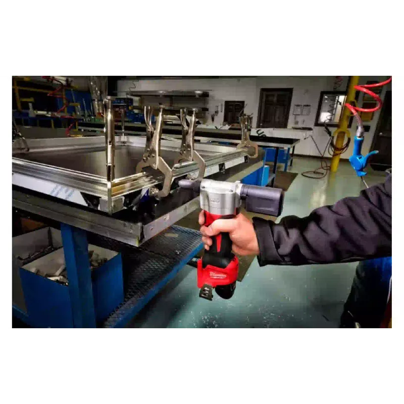 Nietmaschine Milwaukee (4933464405)