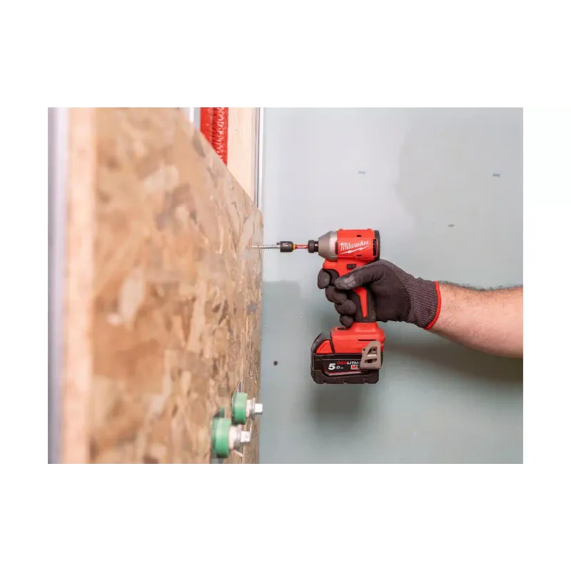 Гвинтоверт ударний Milwaukee (4933492839)