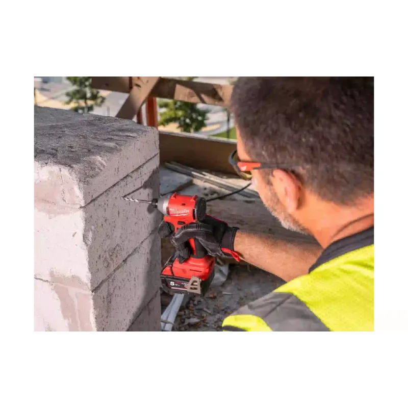 Impact screwdriver Milwaukee (4933492840)