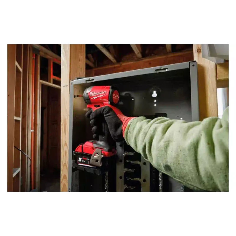 Ударна отвертка Milwaukee (4933479864)