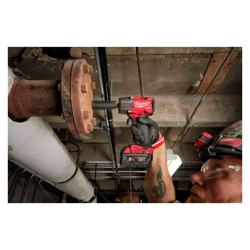 Гайковерт ударний Milwaukee (4933478450)