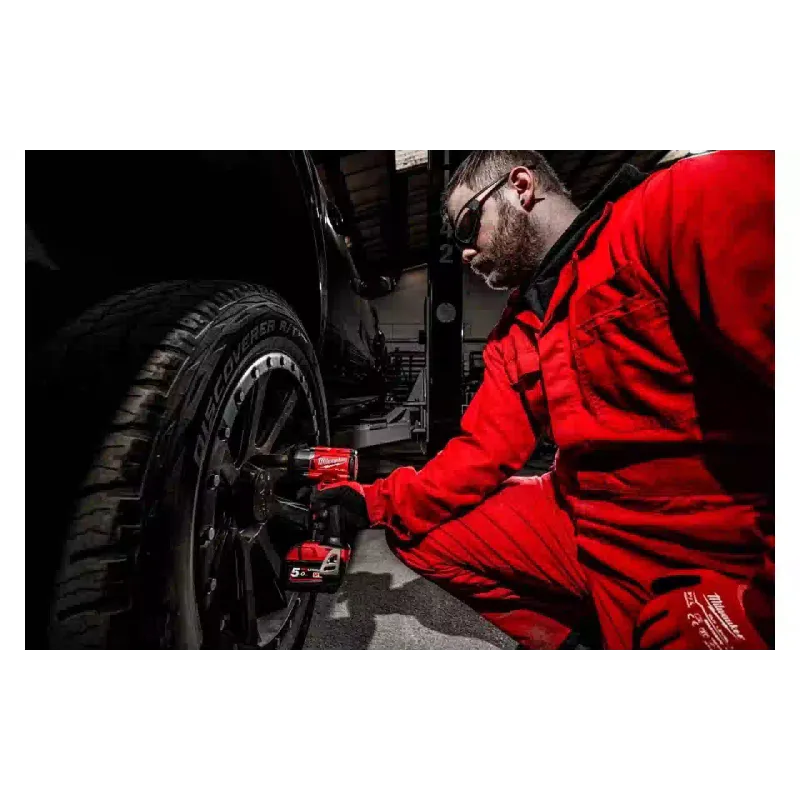 Гайковерт ударний Milwaukee (4933478450)