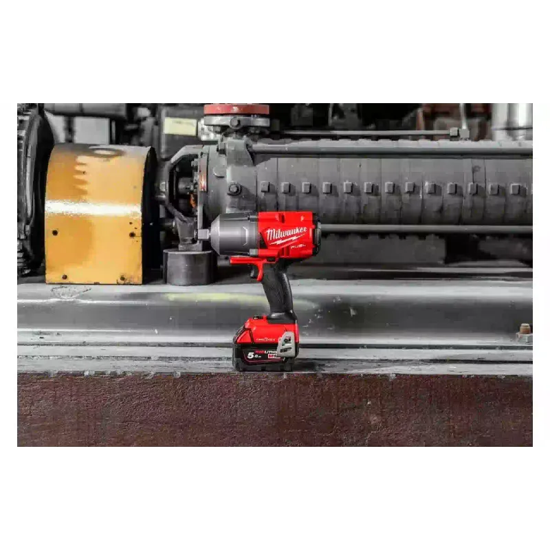 Гайковерт ударний Milwaukee (4933459730)