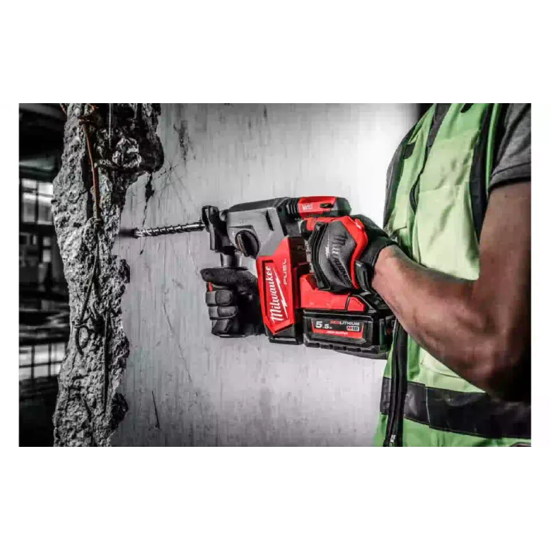 Akumulatorski udarni vrtalnik Milwaukee (4933478499)