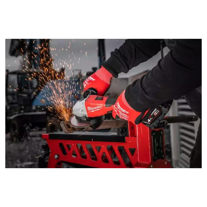 Шлифовъчна машина Milwaukee (4933492643)