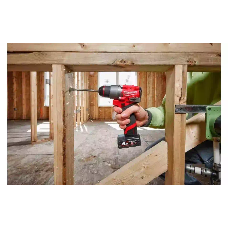 Шуруповерт-дриль Milwaukee (4933479872)