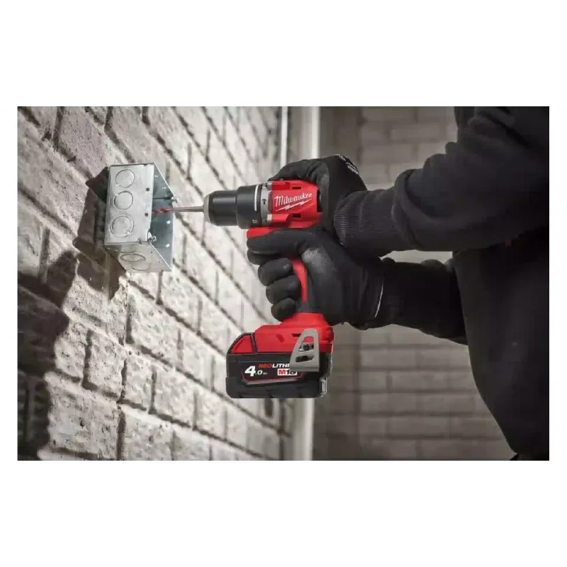 Шуруповерт-дриль Milwaukee (4933492821)