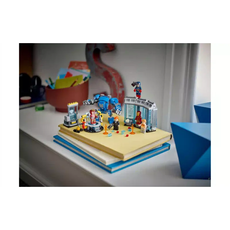 Konstruktor LEGO Super Heroes Iron Man's Laboratory Hall of Armor (76315)